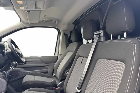 DC75CZG Volkswagen Transporter T28 Panel Van Commerce Plus SWB 110 PS 2.0 TDI 6sp Manual -  New Shape Thumbnail #10