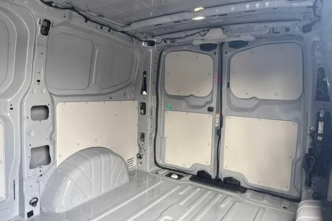 DC75CZG Volkswagen Transporter T28 Panel Van Commerce Plus SWB 110 PS 2.0 TDI 6sp Manual -  New Shape Thumbnail #13