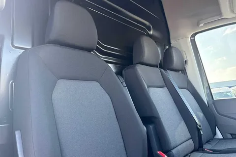 DC75AOG Volkswagen Crafter CR35 Panel van Commerce Plus LWB 177 PS 2.0 TDI 8sp Auto - MY25/LED's Thumbnail #20