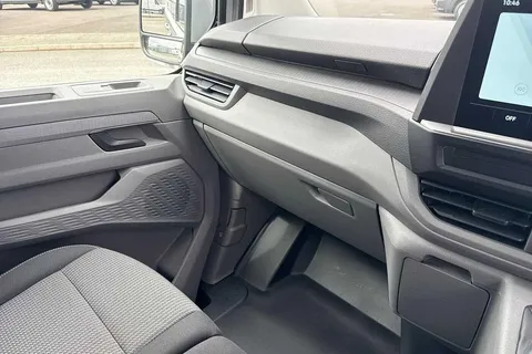 DC75CZG Volkswagen Transporter T28 Panel Van Commerce Plus SWB 110 PS 2.0 TDI 6sp Manual -  New Shape Thumbnail #14