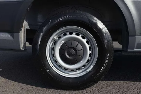 DC75AOG Volkswagen Crafter CR35 Panel van Commerce Plus LWB 177 PS 2.0 TDI 8sp Auto - MY25/LED's Thumbnail #21