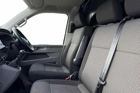 DE74WPW Volkswagen Transporter 2.0 TDI 110 Highline Van Thumbnail #10