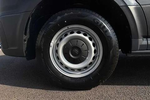 DC75AOG Volkswagen Crafter CR35 Panel van Commerce Plus LWB 177 PS 2.0 TDI 8sp Auto - MY25/LED's Thumbnail #23