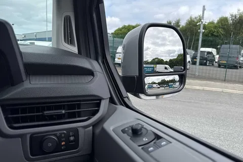 DC75CZG Volkswagen Transporter T28 Panel Van Commerce Plus SWB 110 PS 2.0 TDI 6sp Manual -  New Shape Thumbnail #17