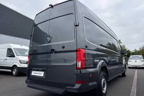 DF75TZJ Volkswagen Crafter CR35 Panel van Commerce Plus LWB 177 PS 2.0 TDI Auto 8sp-MY25/LED's/Camera Thumbnail #29