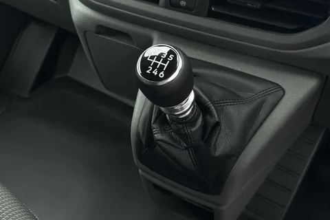 DC75CZG Volkswagen Transporter T28 Panel Van Commerce Plus SWB 110 PS 2.0 TDI 6sp Manual -  New Shape Thumbnail #19