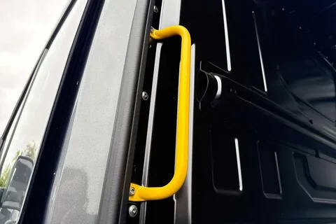 DF75TYY Volkswagen Crafter (Nf) CR35 Panel van Commerce Plus LWB 177 PS 2.0 TDI Auto 8sp-MY25/LED's/Camera Thumbnail #32