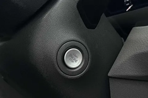 DF75TYY Volkswagen Crafter (Nf) CR35 Panel van Commerce Plus LWB 177 PS 2.0 TDI Auto 8sp-MY25/LED's/Camera Thumbnail #35