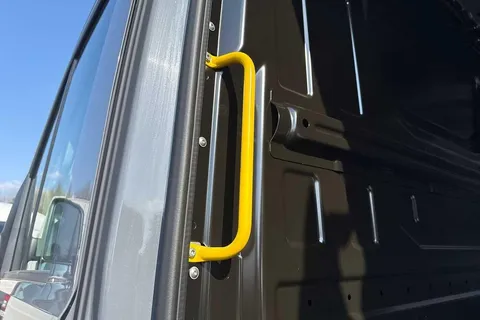 DC75AOG Volkswagen Crafter CR35 Panel van Commerce Plus LWB 177 PS 2.0 TDI 8sp Auto - MY25/LED's Thumbnail #29