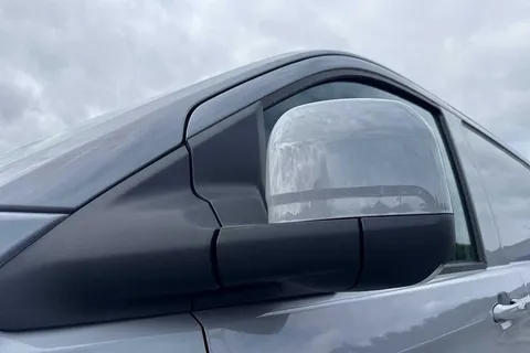 DC75CZG Volkswagen Transporter T28 Panel Van Commerce Plus SWB 110 PS 2.0 TDI 6sp Manual -  New Shape Thumbnail #26