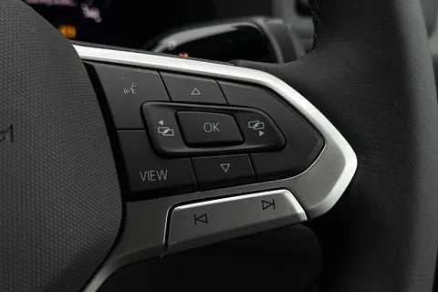 DF75TZJ Volkswagen Crafter CR35 Panel van Commerce Plus LWB 177 PS 2.0 TDI Auto 8sp-MY25/LED's/Camera Thumbnail #38