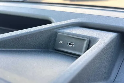 DC75AOG Volkswagen Crafter CR35 Panel van Commerce Plus LWB 177 PS 2.0 TDI 8sp Auto - MY25/LED's Thumbnail #39