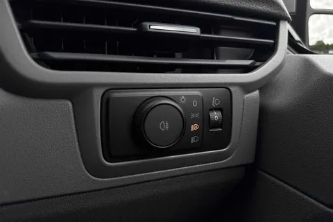 DC75CZG Volkswagen Transporter T28 Panel Van Commerce Plus SWB 110 PS 2.0 TDI 6sp Manual -  New Shape Thumbnail #35