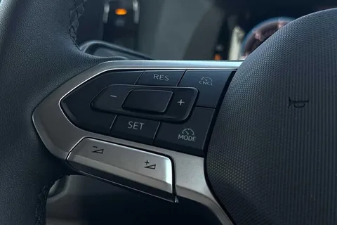 DC75AOG Volkswagen Crafter CR35 Panel van Commerce Plus LWB 177 PS 2.0 TDI 8sp Auto - MY25/LED's Thumbnail #47