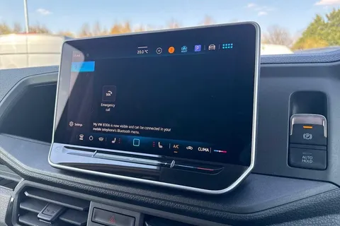 DC75AOG Volkswagen Crafter CR35 Panel van Commerce Plus LWB 177 PS 2.0 TDI 8sp Auto - MY25/LED's Thumbnail #50