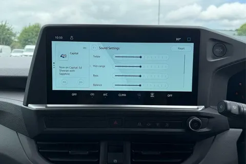 DC75CZG Volkswagen Transporter T28 Panel Van Commerce Plus SWB 110 PS 2.0 TDI 6sp Manual -  New Shape Thumbnail #44