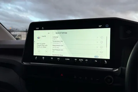 DC75BSO Volkswagen Transporter T28 Panel Van Commerce Pro SWB 150 PS 2.0 TDI 8sp Automatic Thumbnail #52