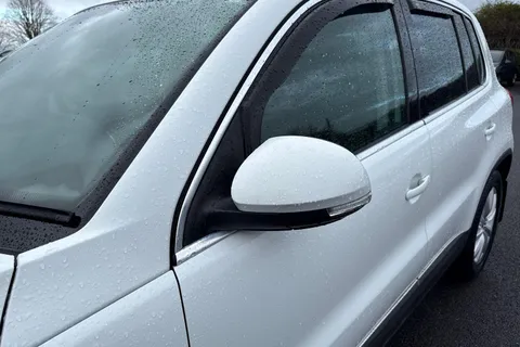 VE15VCC Volkswagen Tiguan 2.0 TDi BlueMotion Tech Match 5dr [2WD] Thumbnail #30