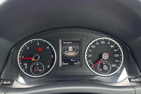 VE15VCC Volkswagen Tiguan 2.0 TDi BlueMotion Tech Match 5dr [2WD] Thumbnail #45
