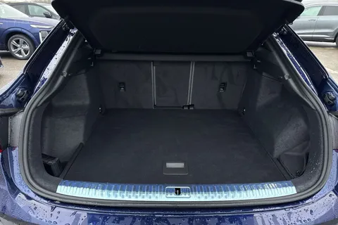 PK25JHA Audi Q3 S line 35 TFSI  150 PS S tronic Thumbnail #6