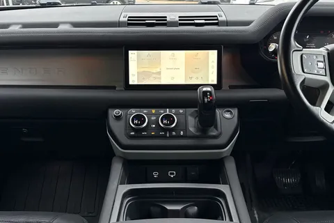 NX23PVW Land Rover Defender 3.0 D250 X-Dynamic SE 90 3dr Auto Thumbnail #15