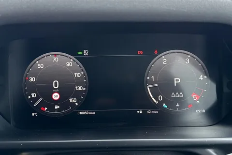 NX23PVW Land Rover Defender 3.0 D250 X-Dynamic SE 90 3dr Auto Thumbnail #17