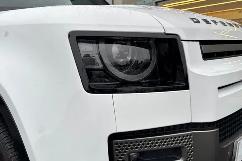 NX23PVW Land Rover Defender 3.0 D250 X-Dynamic SE 90 3dr Auto Thumbnail #18