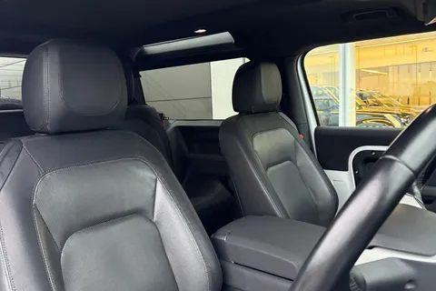 NX23PVW Land Rover Defender 3.0 D250 X-Dynamic SE 90 3dr Auto Thumbnail #22