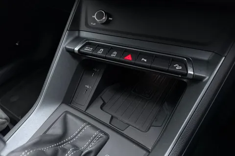 PK25JHA Audi Q3 S line 35 TFSI  150 PS S tronic Thumbnail #32