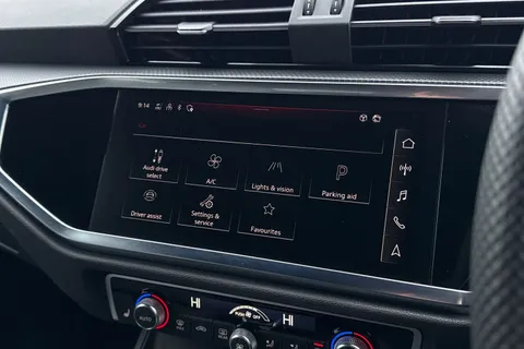 PK25JHA Audi Q3 S line 35 TFSI  150 PS S tronic Thumbnail #44