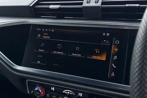 PK25JHA Audi Q3 S line 35 TFSI  150 PS S tronic Thumbnail #45