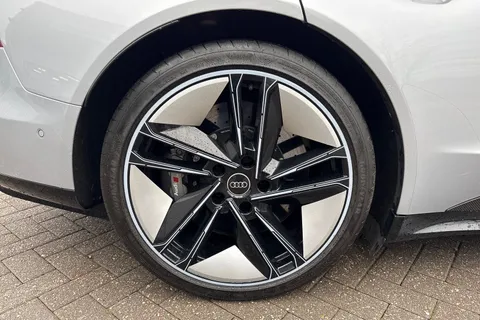 KE23GXZ Audi RS e-tron GT Carbon Vorsprung 440,00 kW Thumbnail #11