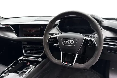 KE23GXZ Audi RS e-tron GT Carbon Vorsprung 440,00 kW Thumbnail #18