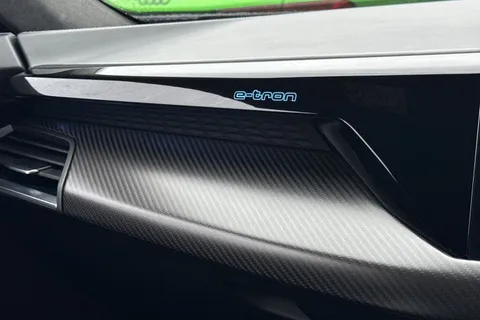 KE23GXZ Audi RS e-tron GT Carbon Vorsprung 440,00 kW Thumbnail #47