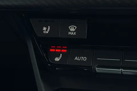 KE23GXZ Audi RS e-tron GT Carbon Vorsprung 440,00 kW Thumbnail #50