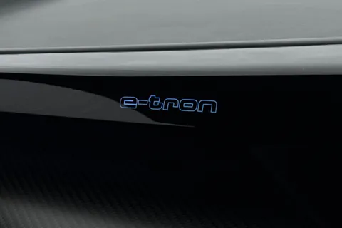 KE23GXZ Audi RS e-tron GT Carbon Vorsprung 440,00 kW Thumbnail #60