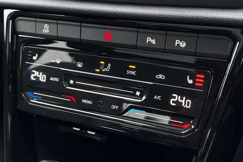 Volkswagen T-Roc 2.0 TDI 150 EVO Style 5dr DSG Thumbnail #22