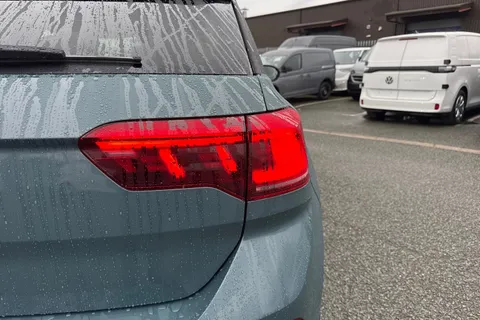 Volkswagen T-Roc 2.0 TDI 150 EVO Style 5dr DSG Thumbnail #29