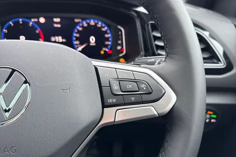 Volkswagen T-Roc 2.0 TDI 150 EVO Style 5dr DSG Thumbnail #46