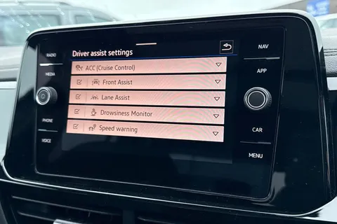 Volkswagen T-Roc 2.0 TDI 150 EVO Style 5dr DSG Thumbnail #54