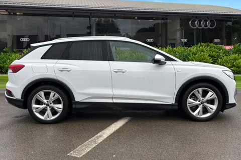 KY24UNM Audi Q4 e-tron Q4  S line 55 e-tron quattro 250,00 kW Thumbnail #3