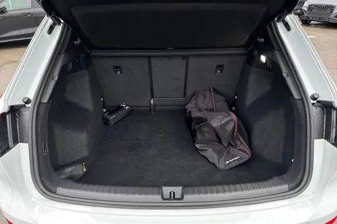 KY24UNM Audi Q4 e-tron Q4  S line 55 e-tron quattro 250,00 kW Thumbnail #7