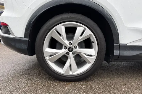 KY24UNM Audi Q4 e-tron Q4  S line 55 e-tron quattro 250,00 kW Thumbnail #11