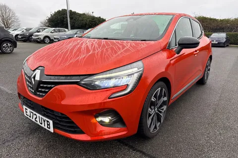 EJ72UYB Renault Clio 1.6 E-TECH Techno Auto Euro 6 (s/s) 5dr Thumbnail #26