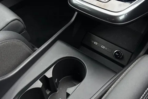 KY24UNM Audi Q4 e-tron Q4  S line 55 e-tron quattro 250,00 kW Thumbnail #31