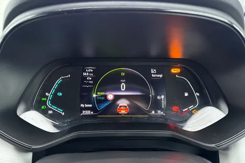 EJ72UYB Renault Clio 1.6 E-TECH Techno Auto Euro 6 (s/s) 5dr Thumbnail #39