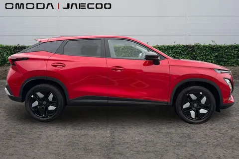 Omoda 5 1.6 TGDI Knight DCT Euro 6 (s/s) 5dr Thumbnail #3