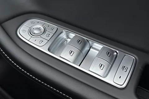 Omoda 5 1.6 TGDI Knight DCT Euro 6 (s/s) 5dr Thumbnail #46