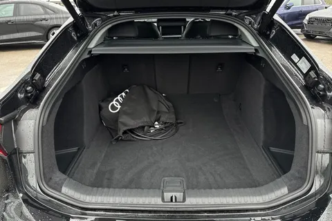 PN75GVJ Audi A6 Sportback Sport e-tron  210,00 kW Thumbnail #6