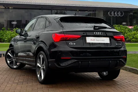 C25LAU Audi Q3 Black Edition 35 TFSI  150 PS S tronic Thumbnail #2